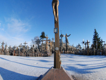 Прибалтика-2009. Гора Крестов. Крест Римского Папы Иоанна Павла II Прибалтика-2009. Гора Крестов. Крест Римского Папы Иоанна Павла II